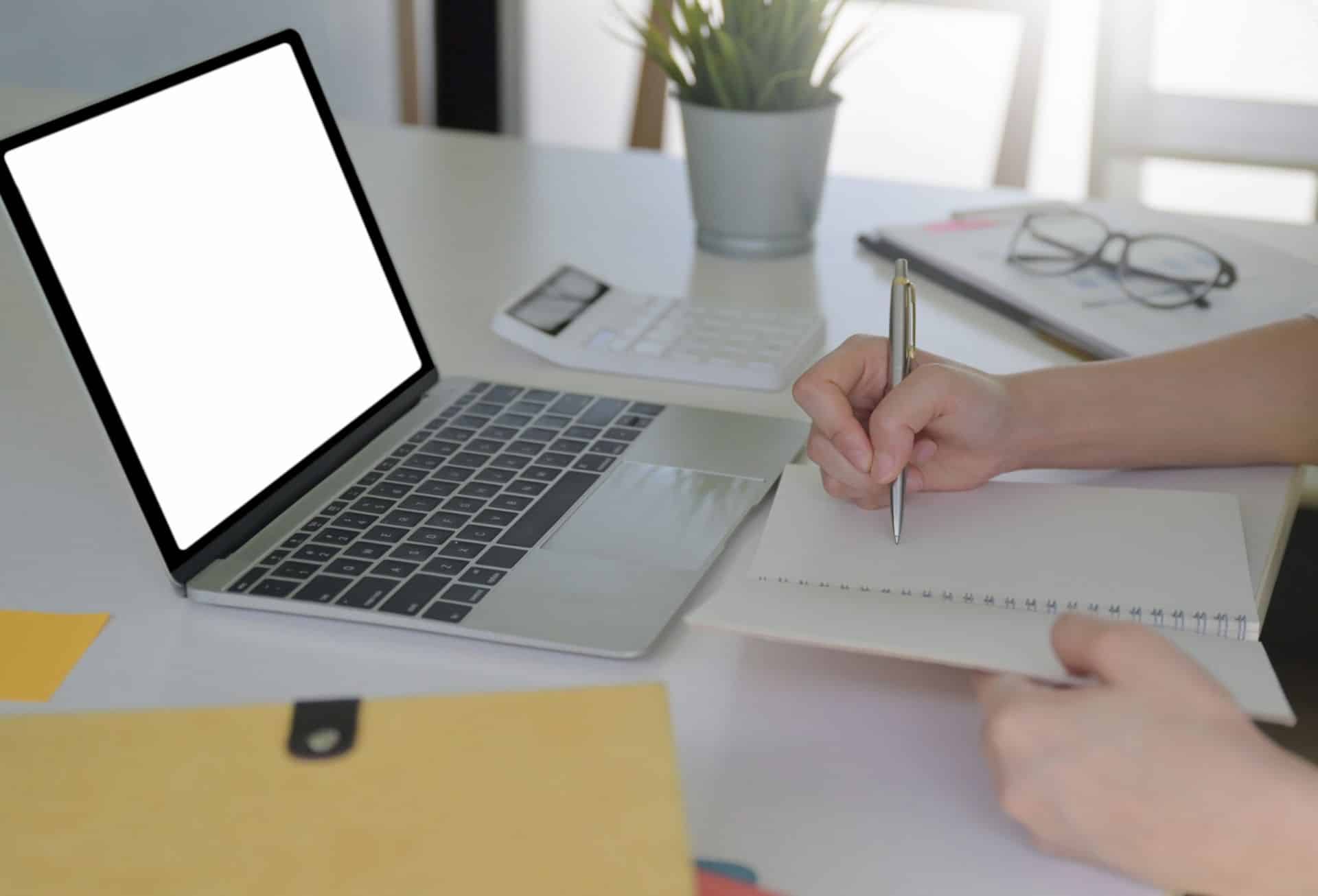 The Difference Between A “Good Writer” And A Copywriter | SizzleForce